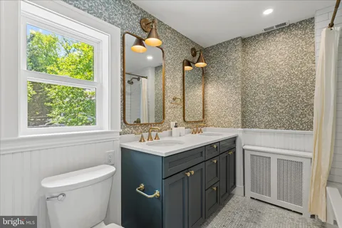 $2,100,000 | 3718 Ingomar Street Northwest, Washington, DC 20015