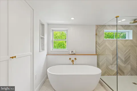 $2,100,000 | 3718 Ingomar Street Northwest, Washington, DC 20015
