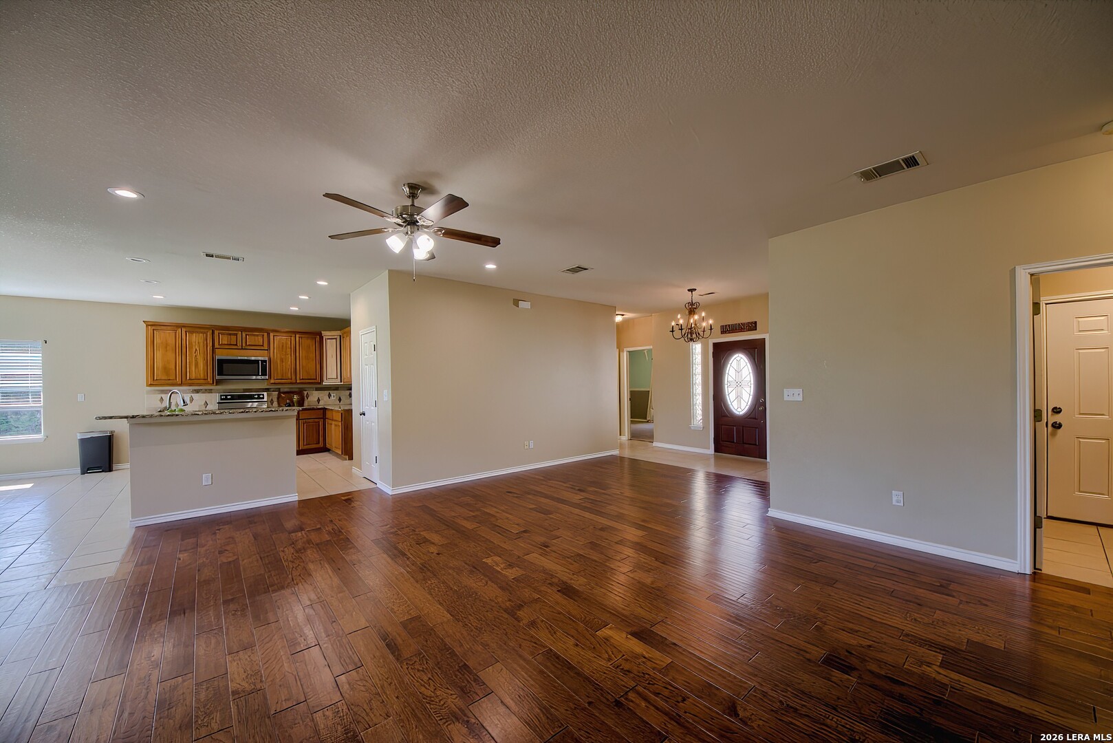202 Lantana View Spring Branch, TX 78070 - Photo 5 of 26