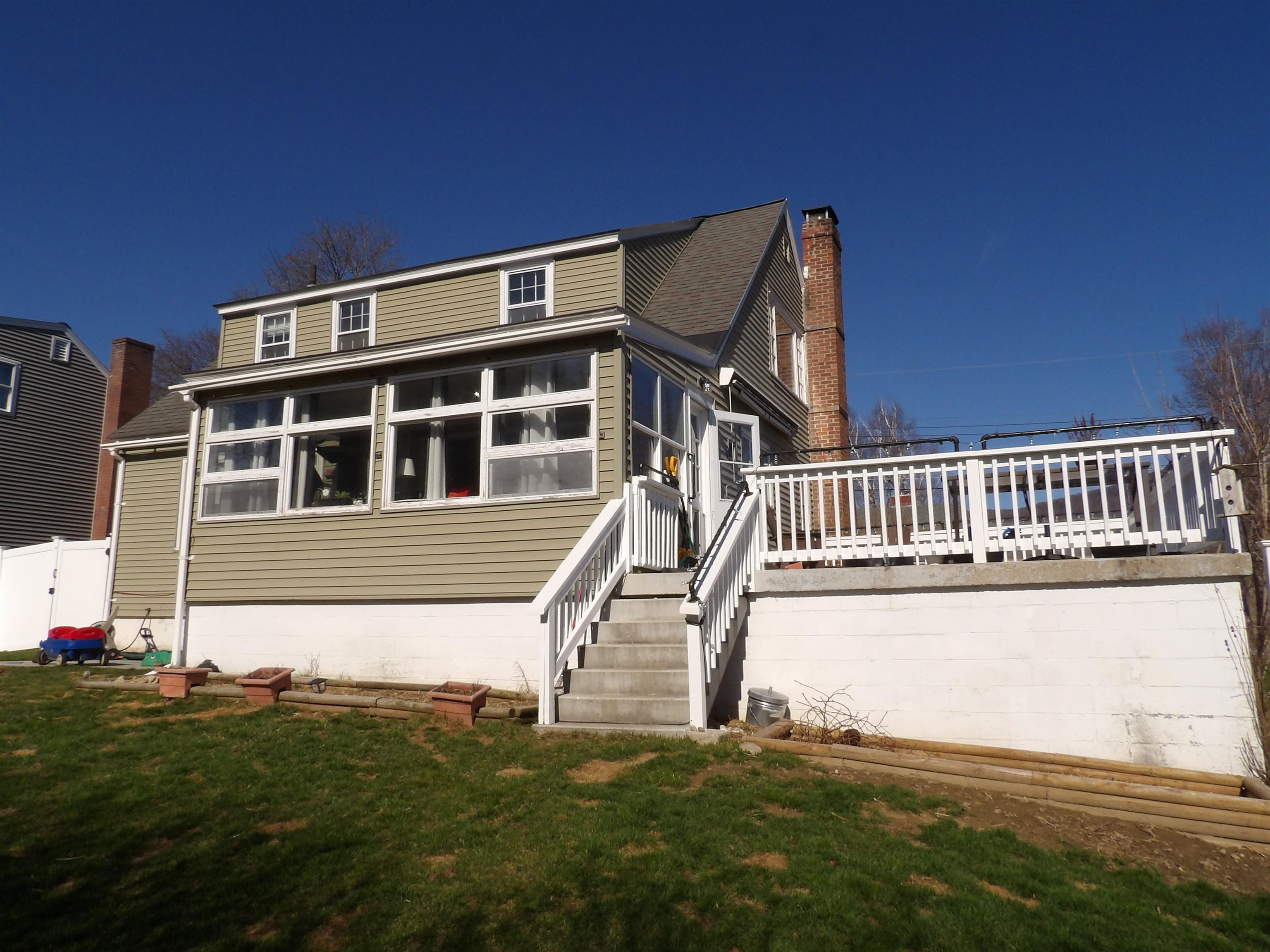 9 Harvard Street Rutland, VT 05701 - Photo 3 of 40