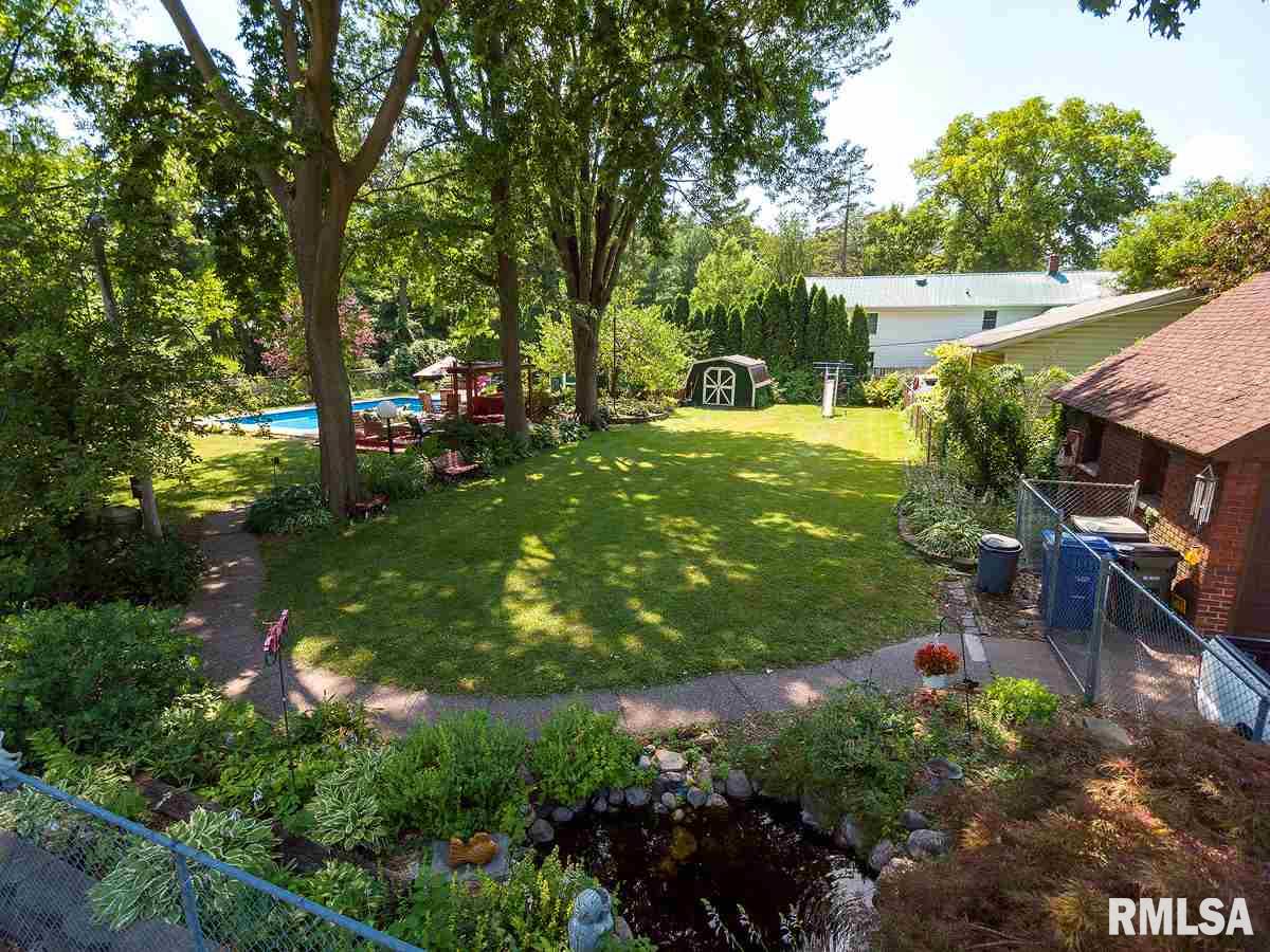2953 Middle Road Davenport, IA 52803 - Photo 24 of 24 Gallery Image 24