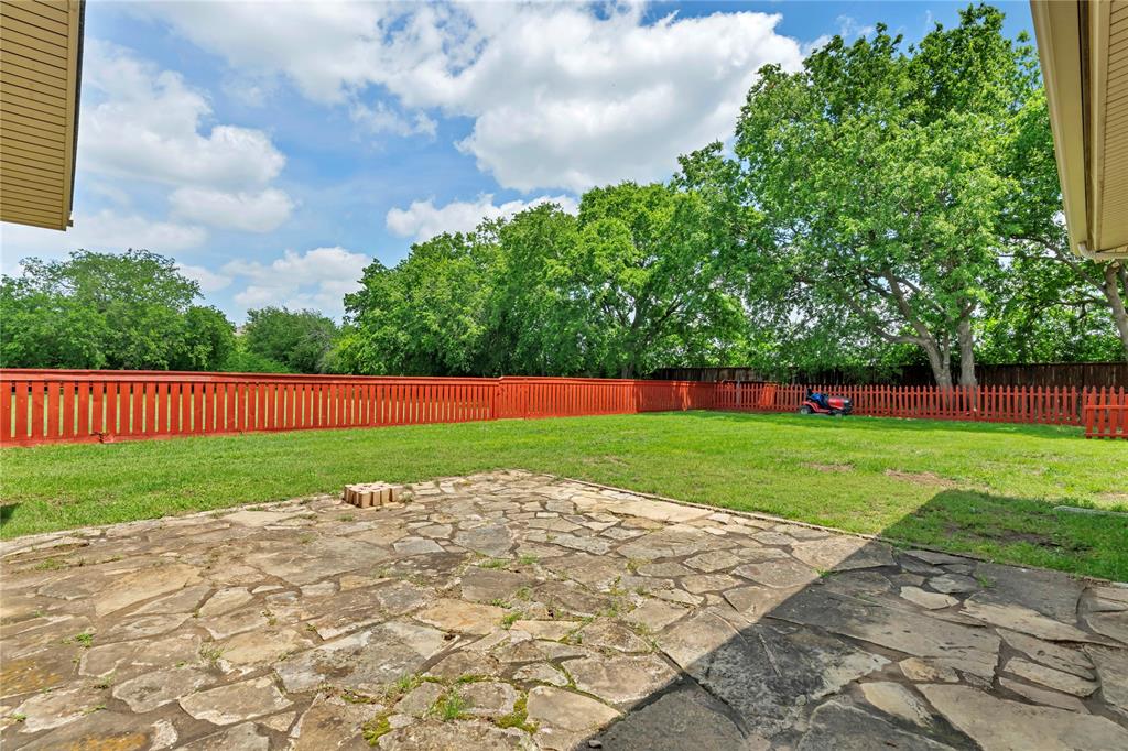 4405 Ray White Road Fort Worth, TX 76244 - Photo 31 of 36