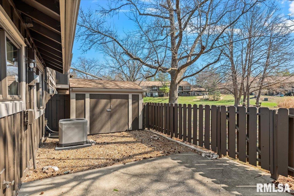 36 Trailridge Lane Springfield, IL 62704 - Photo 19 of 29