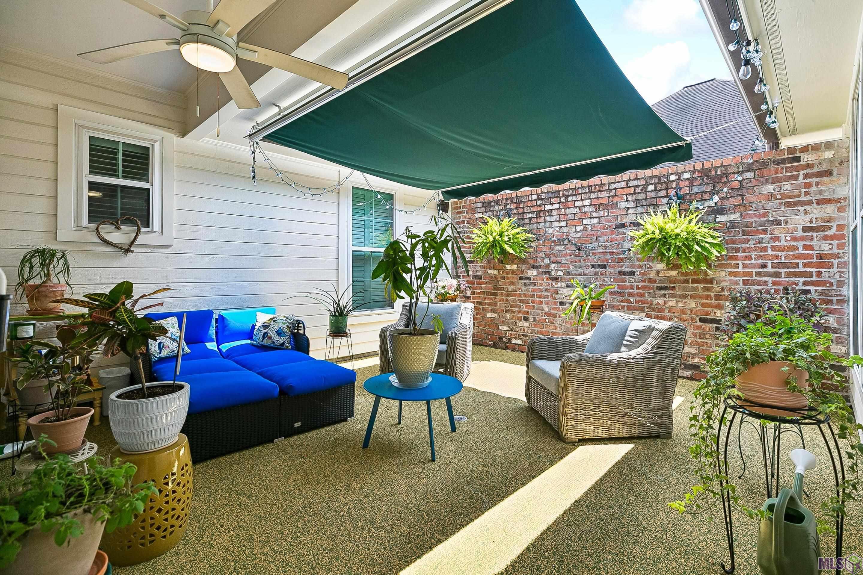 1565 Obrien Drive Baton Rouge, LA 70810 - Photo 19 of 21 Side Courtyard