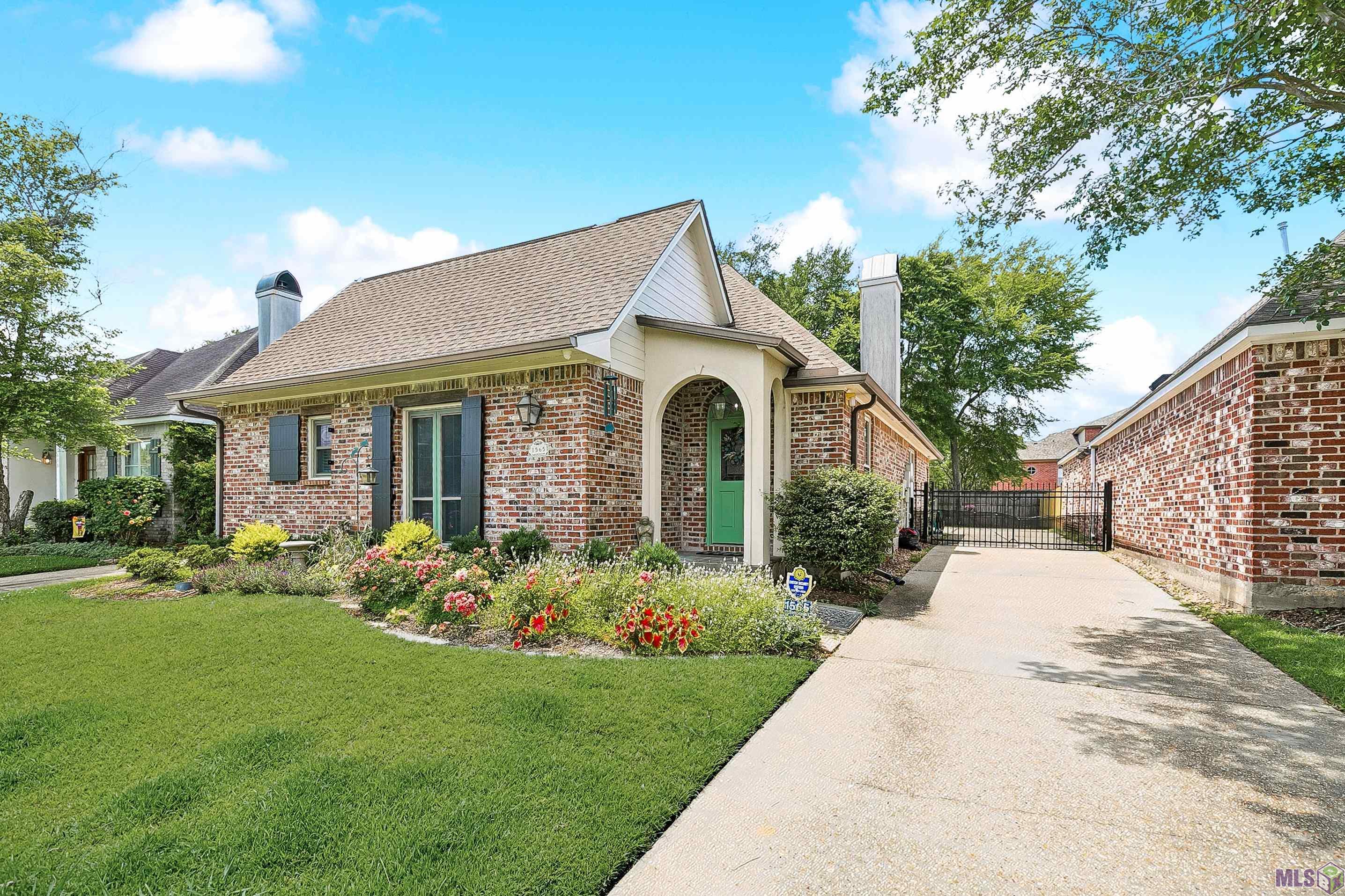 1565 Obrien Drive Baton Rouge, LA 70810 - Photo 2 of 21
