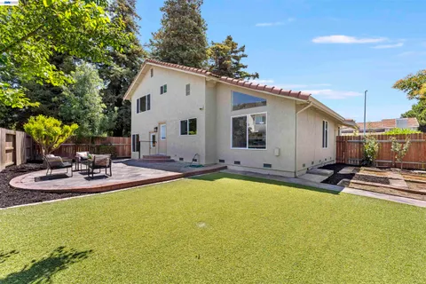 $2,249,888 | 4216 Warbler Loop, Fremont, CA 94555