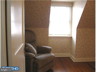 1431 Lacrosse Avenue Reading, PA 19607 - Photo 8 of 11 Bedroom 2