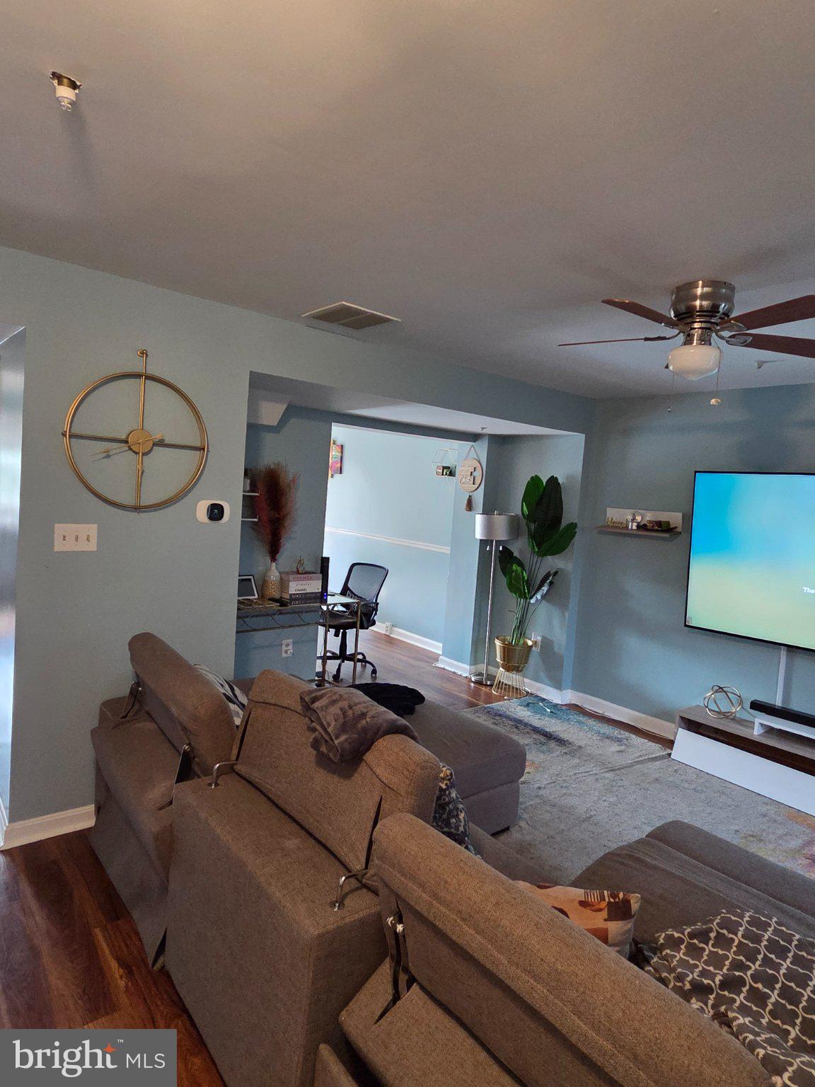 511 Primus Court Frederick, MD 21703 - Photo 10 of 40 Modern living space with cozy charm.