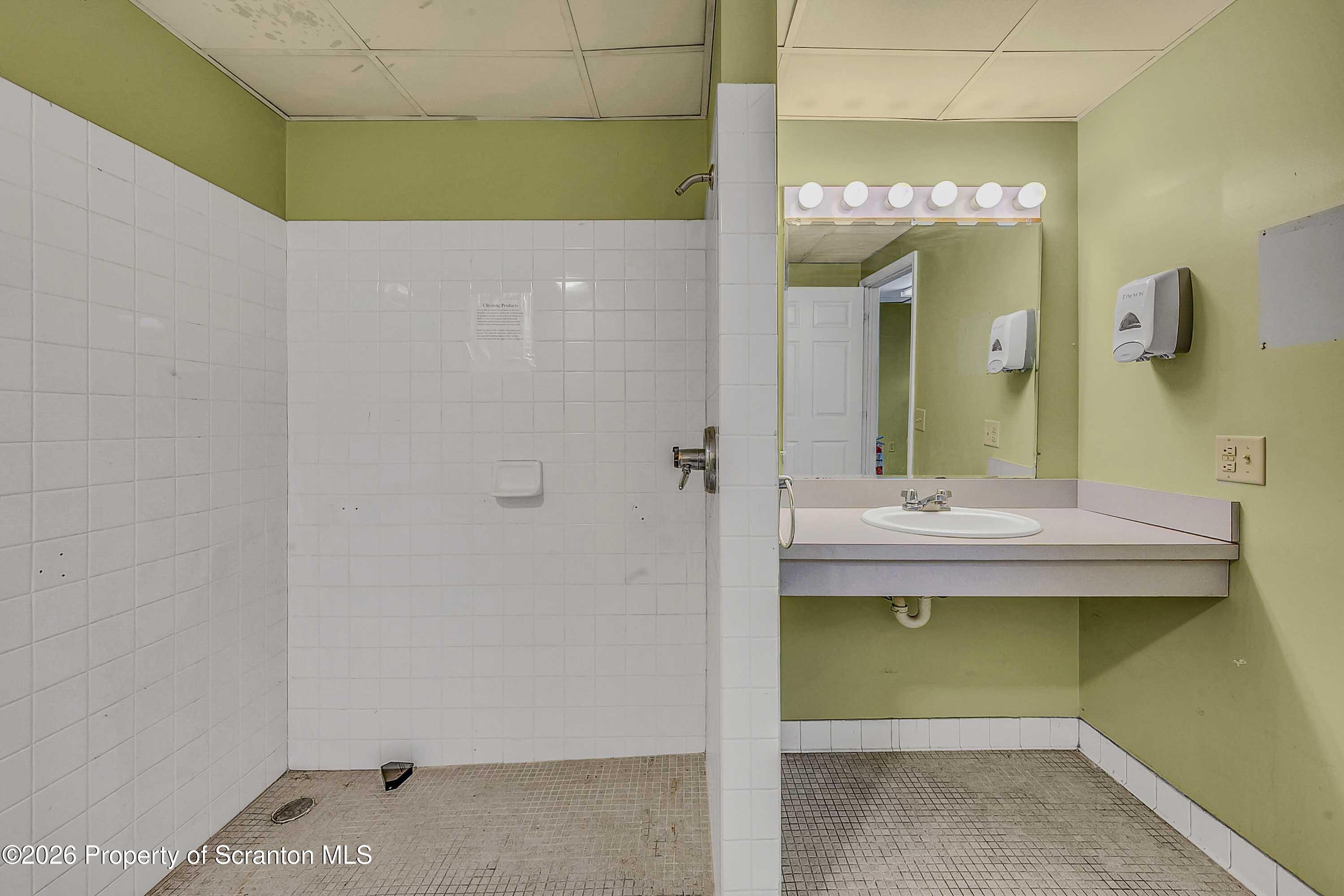 1248-1252 Providence Road Scranton, PA 18508 - Photo 16 of 52 Providence Road -16