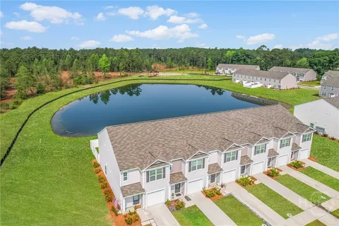 $274,000 | 415 Salvia Road, Bloomingdale, GA 31302