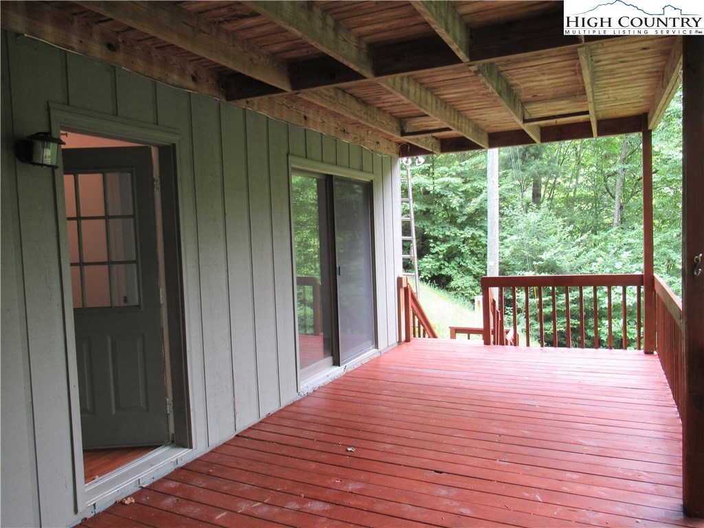 248 Snowflake Road Banner Elk, NC 28604 - Photo 6 of 25 Gallery Image 6