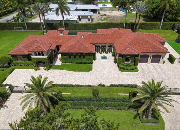 $4,250,000 | 6500 Southwest 99th Avenue, Miami, FL 33173