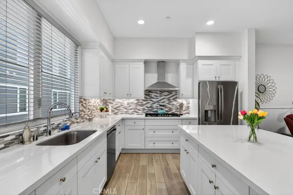 $5,250 | 985 Doheny Way, Dana Point, CA 92629