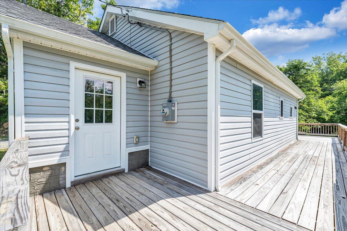 8501 Holly Tree Road Boones Mill, VA 24065 - Photo 27 of 59 27-MIB09805