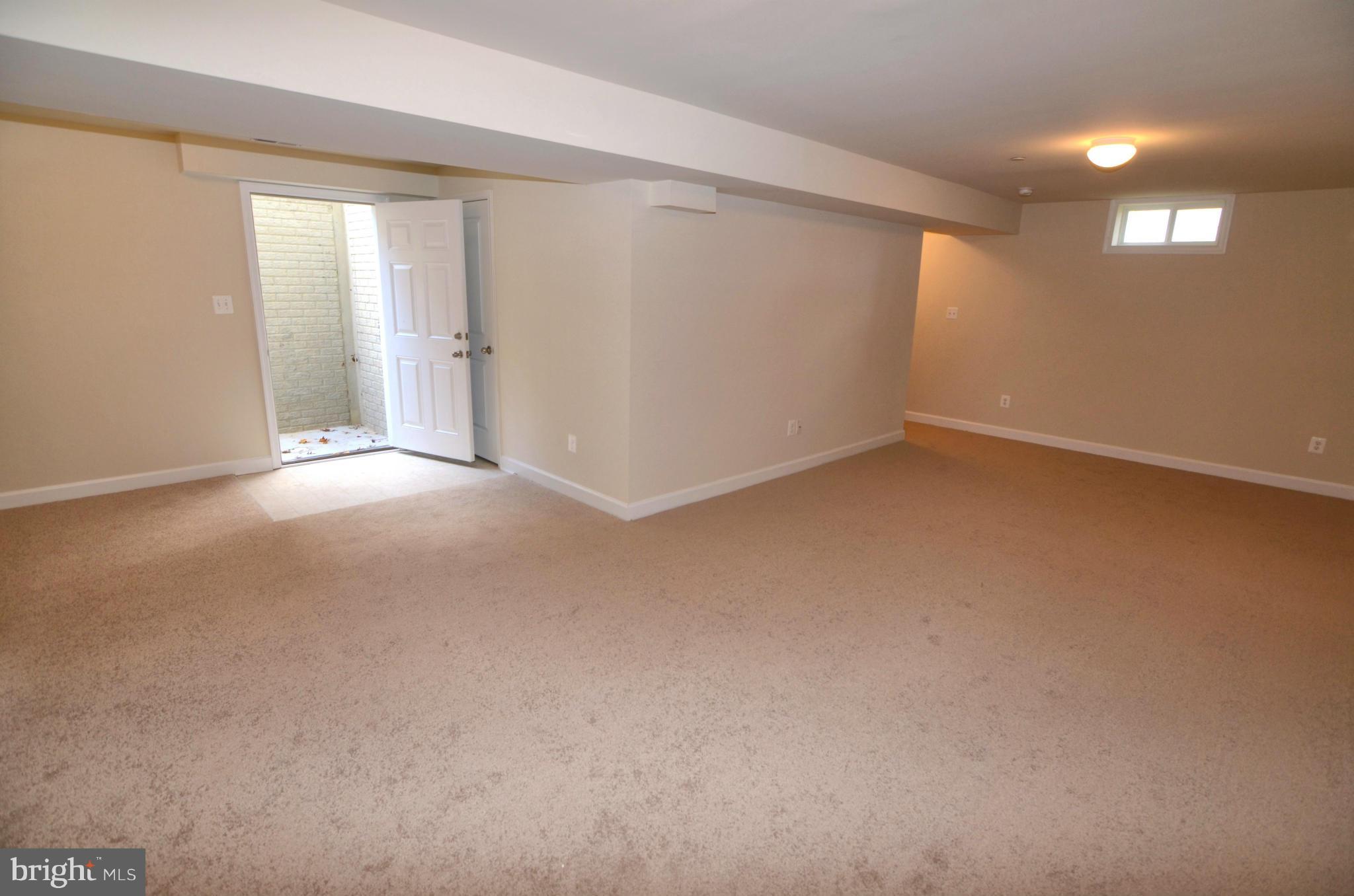 New Freetown Road Pasadena, MD 21122 - Photo 22 of 29 Family Room