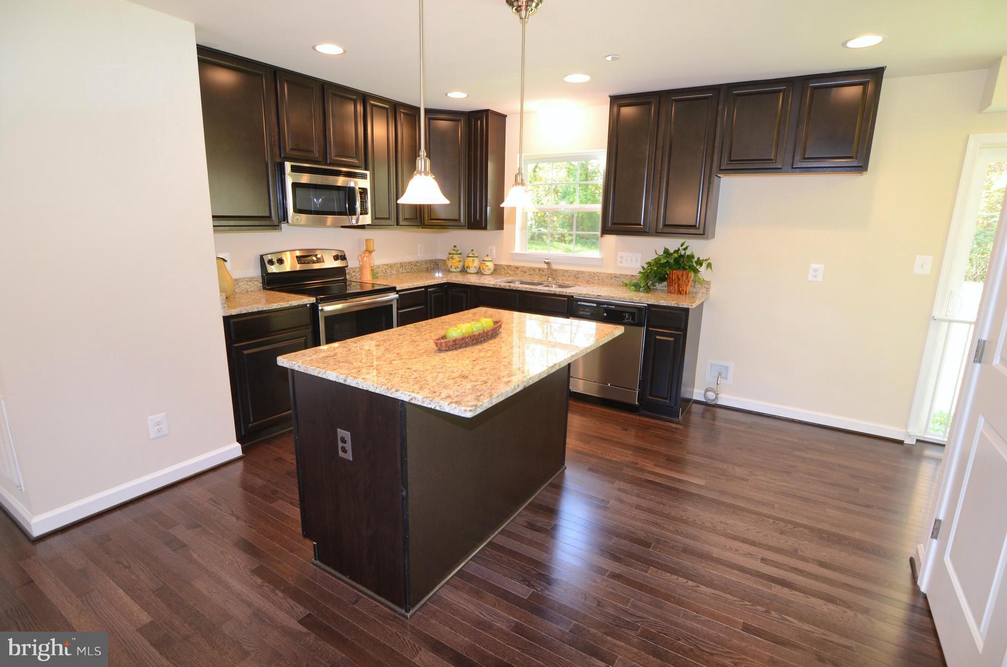 New Freetown Road Pasadena, MD 21122 - Photo 7 of 29 Kitchen
