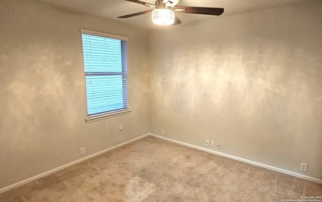 $1,800 | 5509 Columbia Drive, Schertz, TX 78108