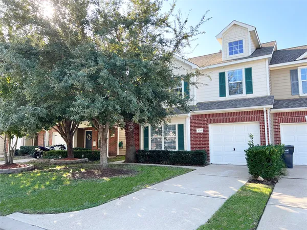 front view of house with a yard