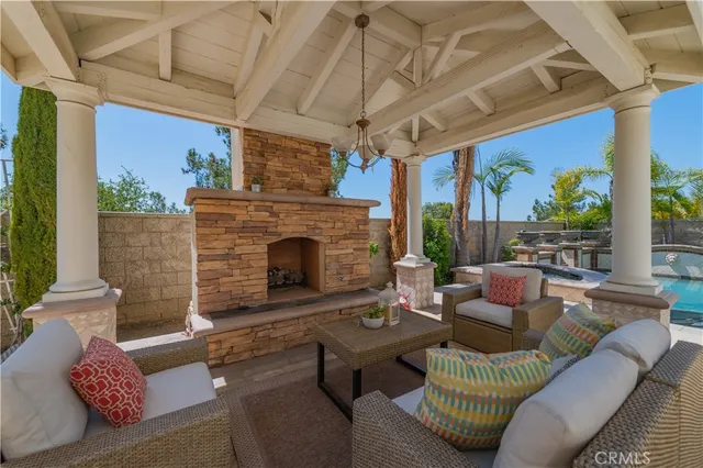 $3,500,000 | 18640 Seabiscuit Run, Yorba Linda, CA 92886