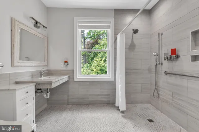 $1,475,000 | 1631 East Strasburg Road, West Chester, PA 19380