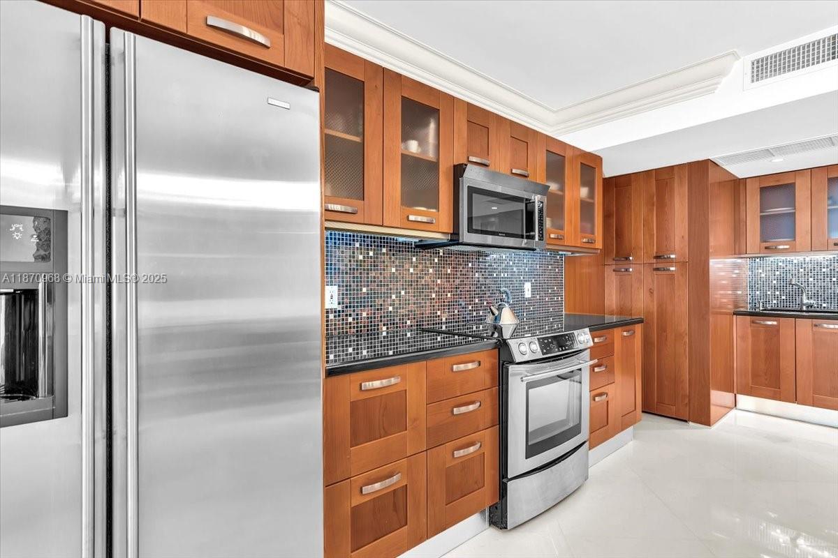 9801 Collins Avenue, Unit 4Y Bal Harbour, FL 33154 - Photo 17 of 71