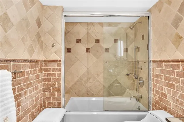 $2,299,000 | 9801 Collins Avenue, Unit 4Y, Bal Harbour, FL 33154