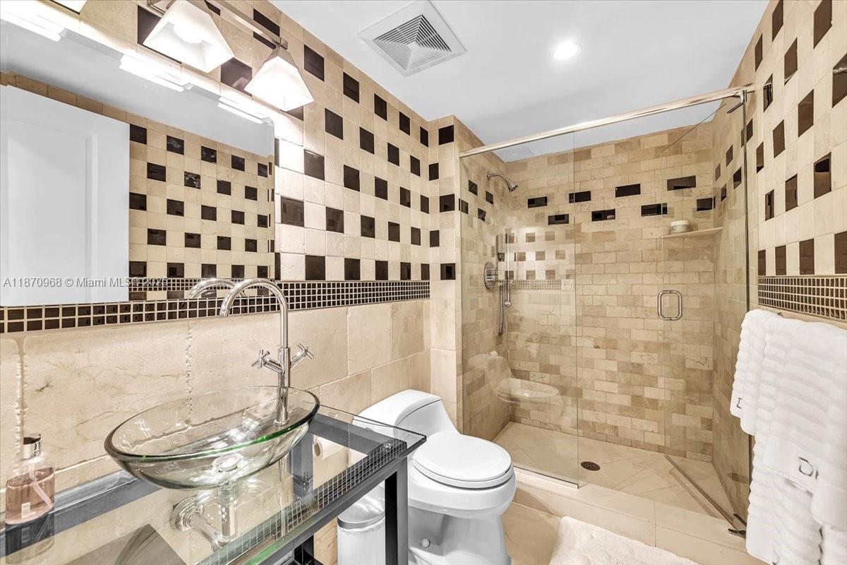 9801 Collins Avenue, Unit 4Y Bal Harbour, FL 33154 - Photo 55 of 71