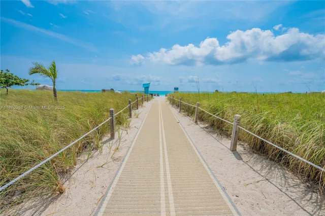 $2,299,000 | 9801 Collins Avenue, Unit 4Y, Bal Harbour, FL 33154