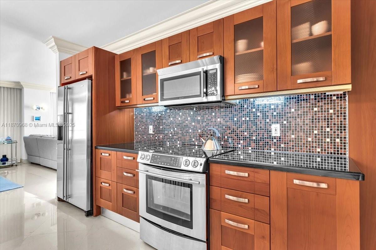 9801 Collins Avenue, Unit 4Y Bal Harbour, FL 33154 - Photo 10 of 71