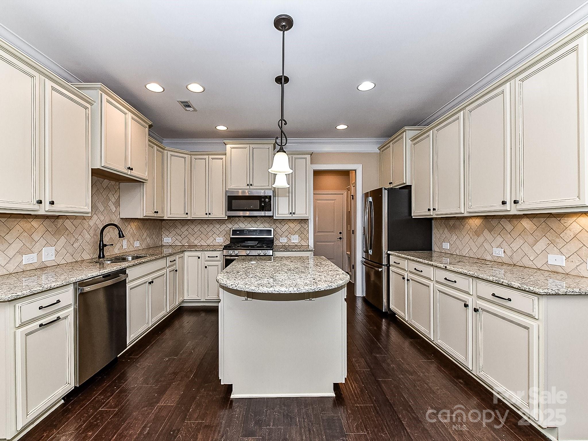 203 Pine Needles Lane Fort Mill, SC 29708 - Photo 16 of 47 Gallery Image 16