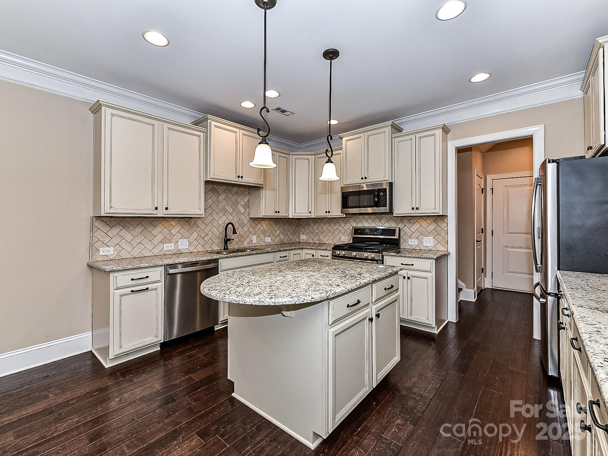 203 Pine Needles Lane Fort Mill, SC 29708 - Photo 17 of 47 Gallery Image 17