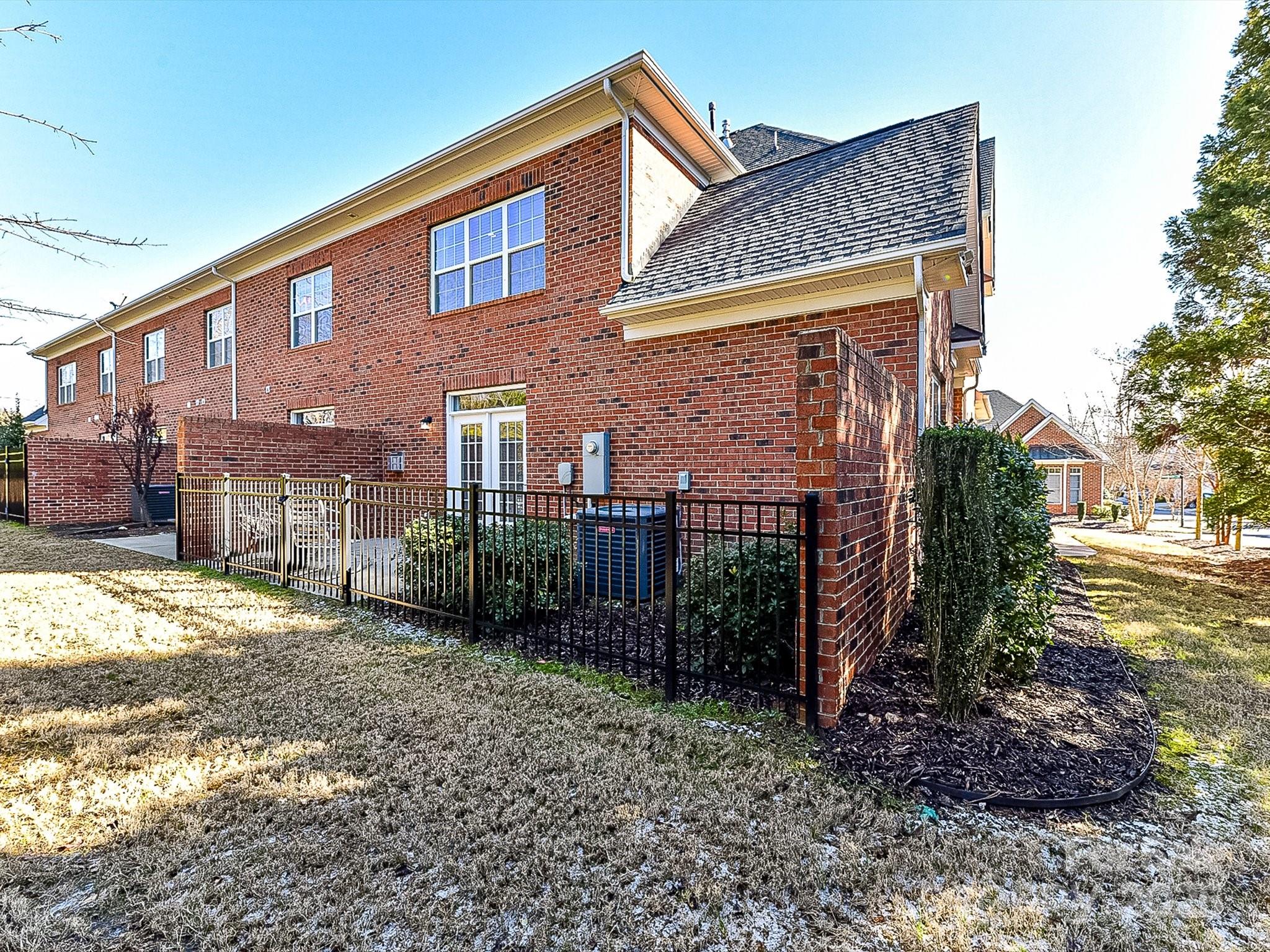 203 Pine Needles Lane Fort Mill, SC 29708 - Photo 45 of 47 Gallery Image 45