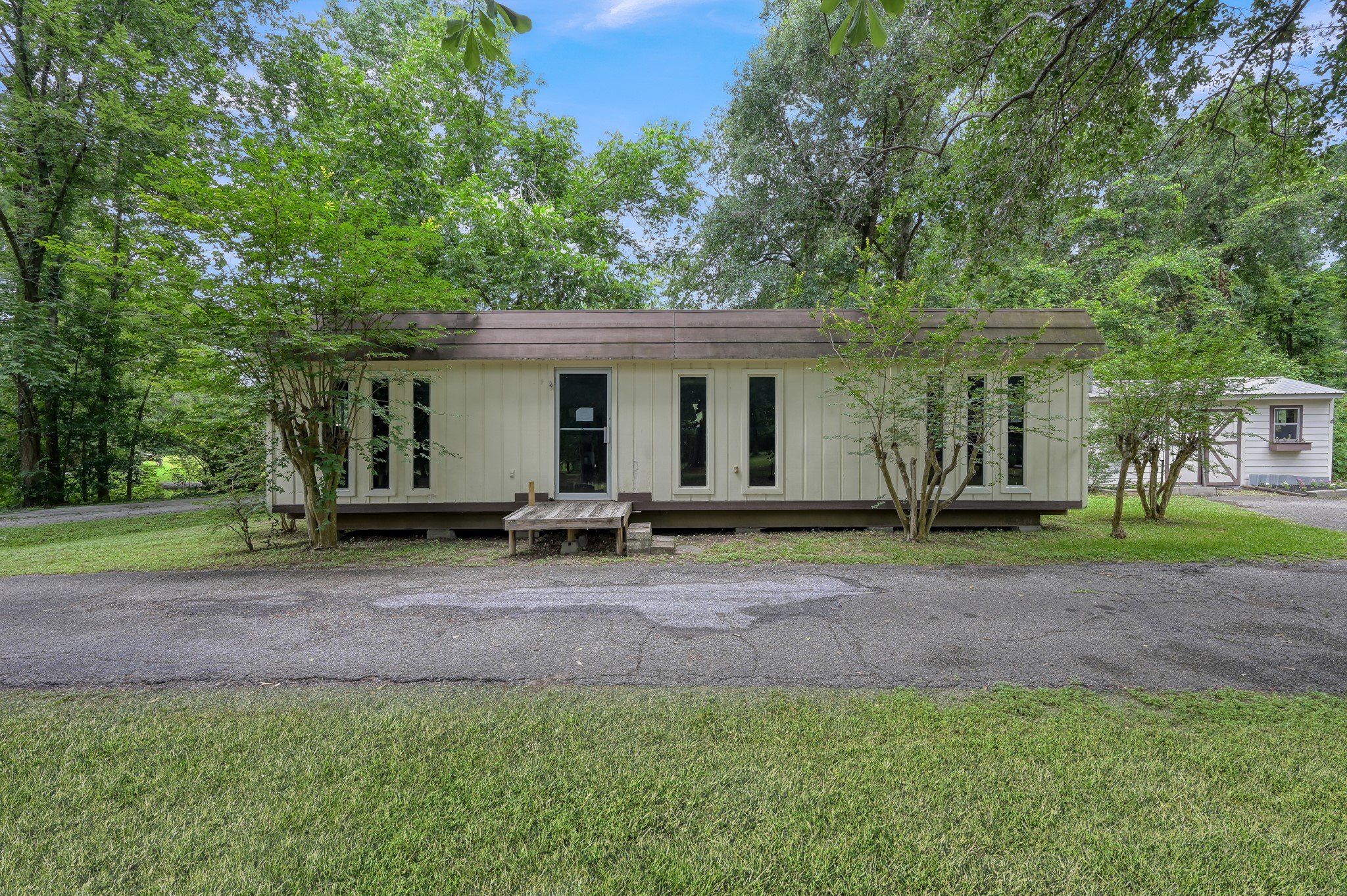 1251 Pruitt Road The Woodlands, TX 77380 - Photo 26 of 36 Office Building has 2 office rooms and a front open office area (3 rooms total)