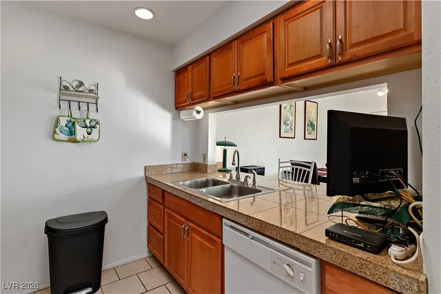 $179,000 | 1956 Las Palmas Lane, Unit 234, Laughlin, NV 89029