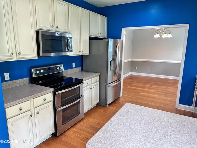 $2,100 | 103 Murifield Drive, Jacksonville, NC 28540