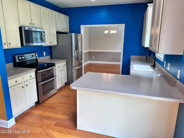 $2,100 | 103 Murifield Drive, Jacksonville, NC 28540