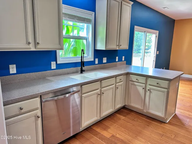 $2,100 | 103 Murifield Drive, Jacksonville, NC 28540