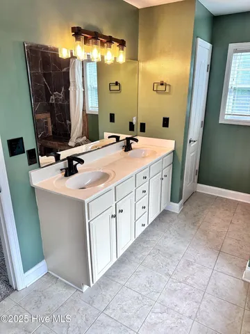 $2,100 | 103 Murifield Drive, Jacksonville, NC 28540