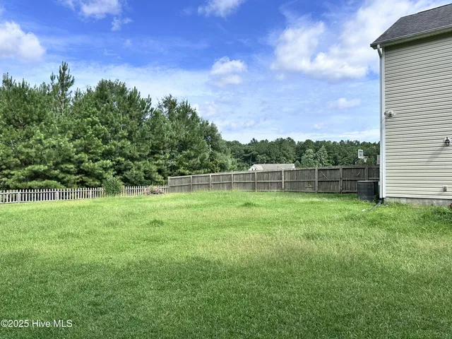 $2,100 | 103 Murifield Drive, Jacksonville, NC 28540