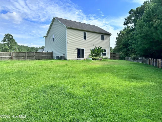 $2,100 | 103 Murifield Drive, Jacksonville, NC 28540