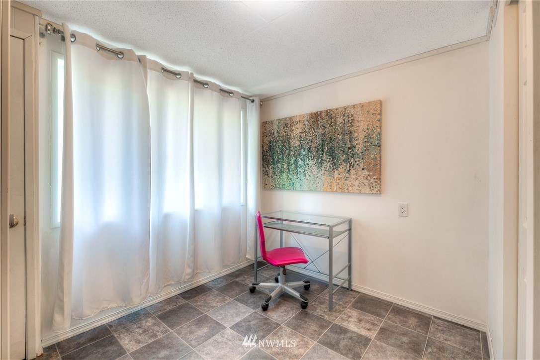 3739 Southwest 97th Street Seattle, WA 98126 - Photo 14 of 15