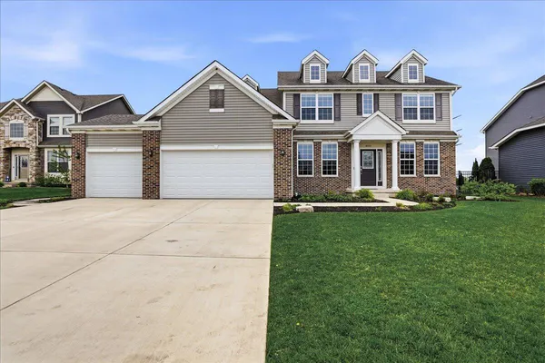 $545,000 | 8123 West 102nd Avenue, St. John, IN 46373