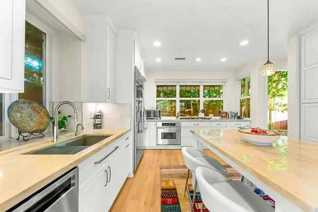 $3,980,000 | 165 Sycamore Avenue, Carlsbad, CA 92008