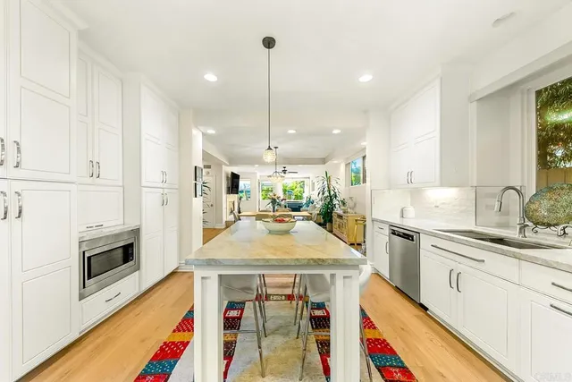 $3,980,000 | 165 Sycamore Avenue, Carlsbad, CA 92008