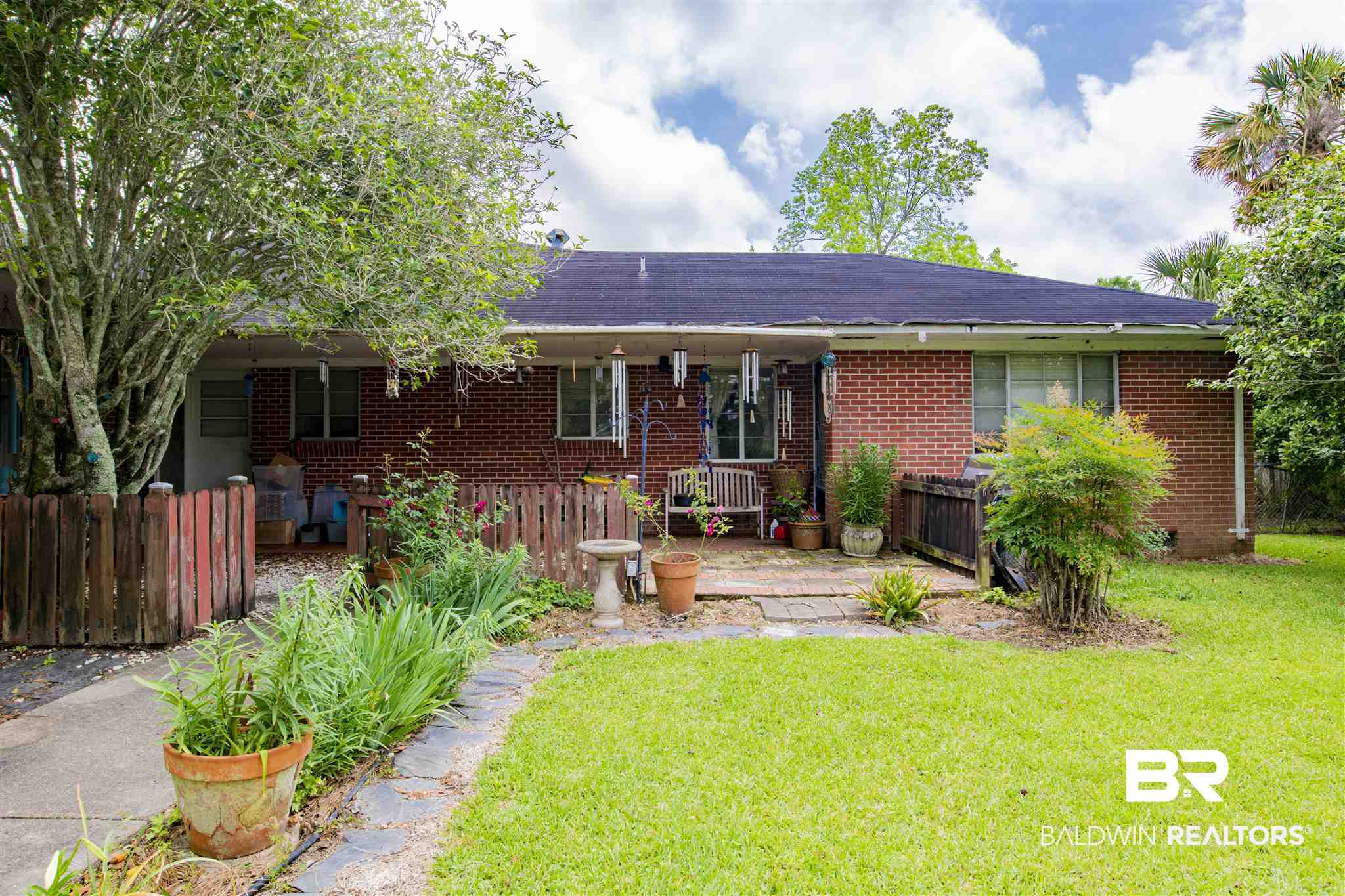706 West Laurel Avenue Foley, AL 36535 - Photo 5 of 33