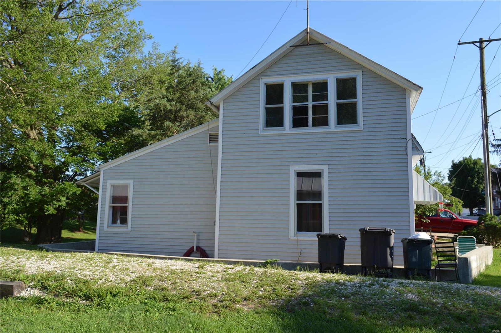 209 North County Road Hardin, IL 62047 - Photo 14 of 17 Gallery Image 14