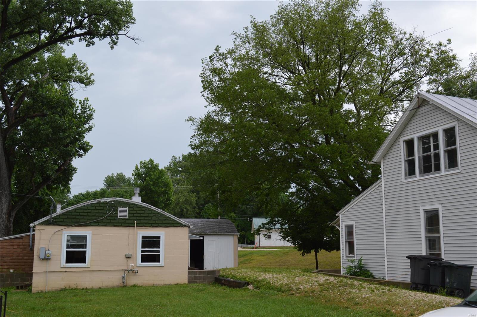209 North County Road Hardin, IL 62047 - Photo 8 of 17 Gallery Image 8