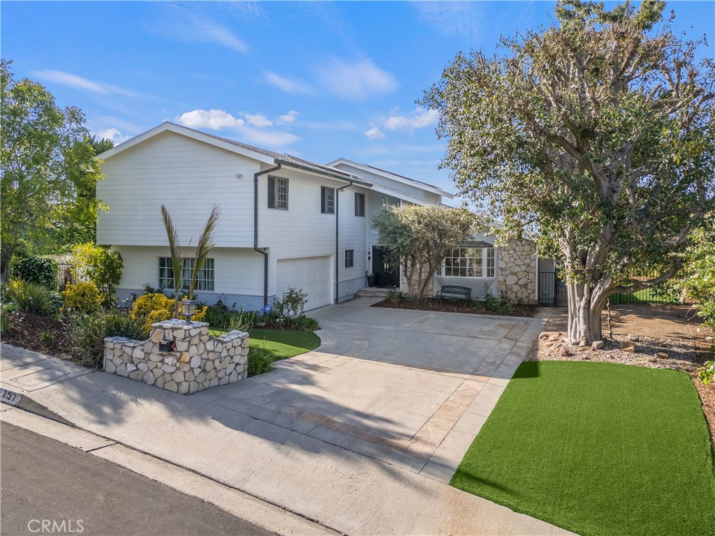 22757 Charlemont Place Woodland Hills, CA 91364 - Photo 1 of 58