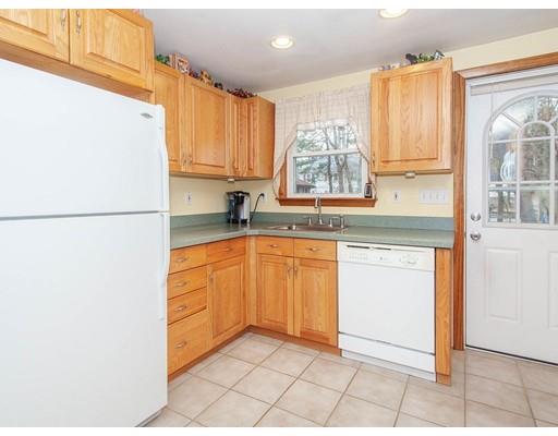 162 Hawthorne Road Waltham, MA 02451 - Photo 3 of 25 Gallery Image 3