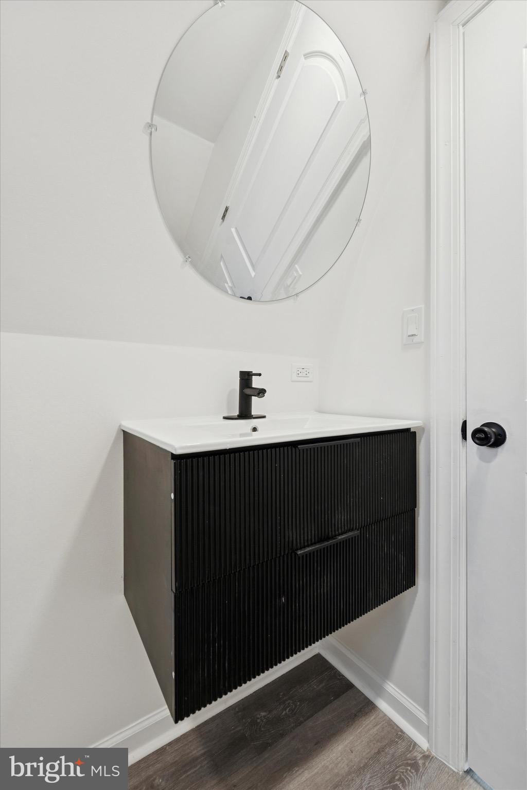 323 Derwyn Road Lansdowne, PA 19050 - Photo 41 of 50 Attic: 2 full bathroom